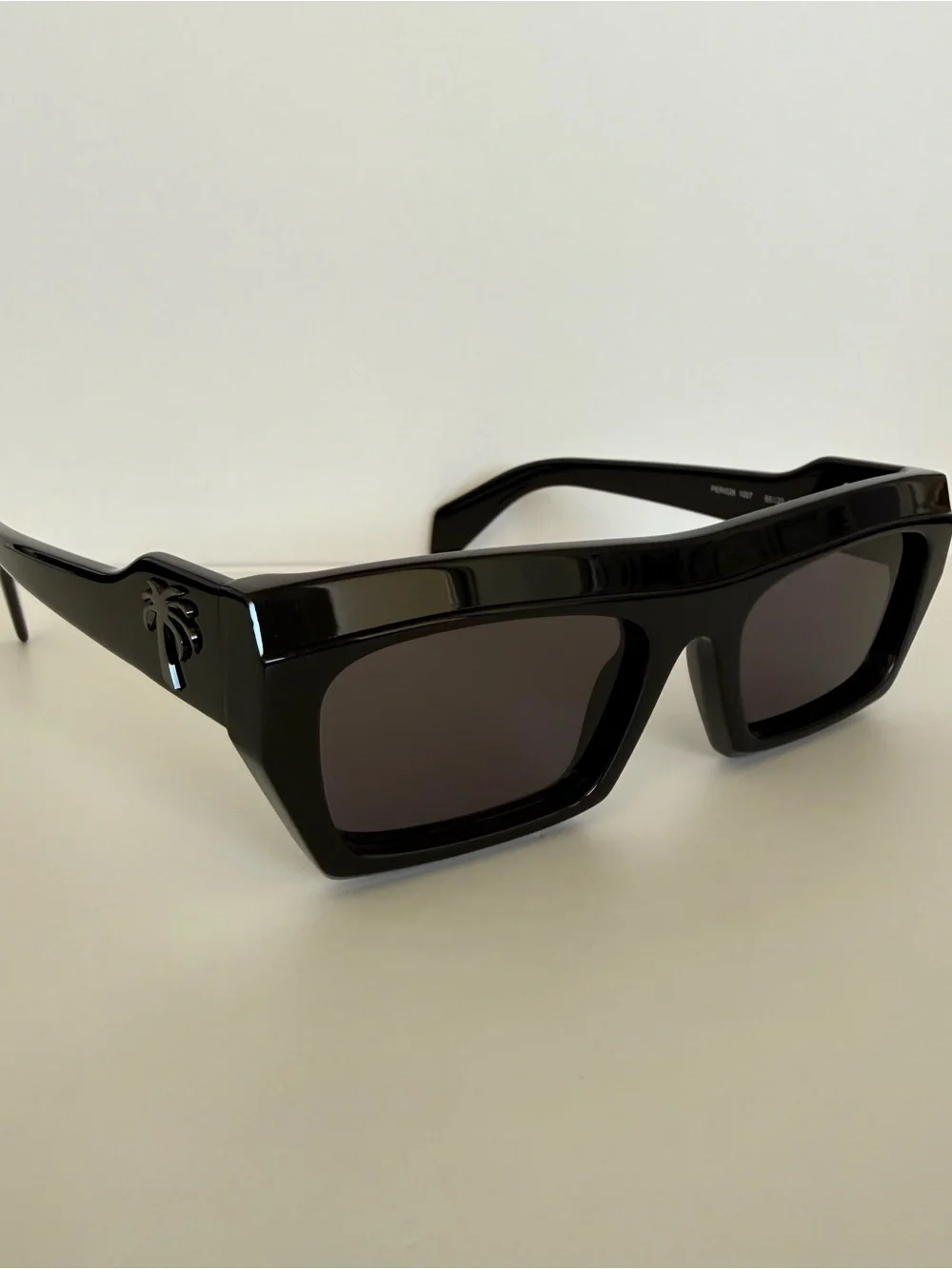 NEW!!! Palm Angels unisex black sunglasses PERI028 1007 Authentic